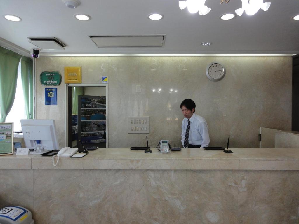 Hiroshima Rich Hotel Екстер'єр фото