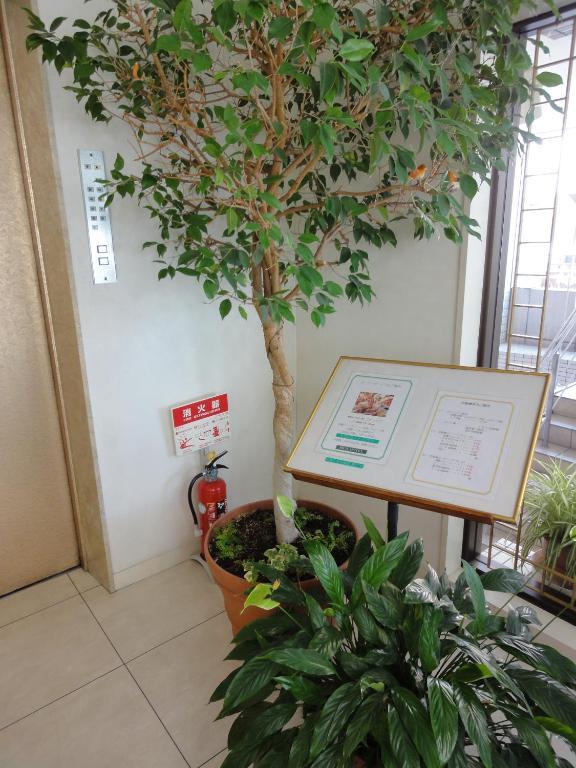 Hiroshima Rich Hotel Екстер'єр фото